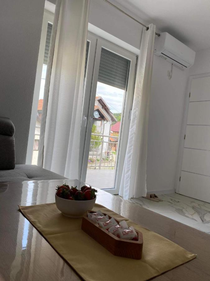 Apartman Zepce Exterior foto